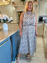 Load image into Gallery viewer, Libby dress - 4 sizes
