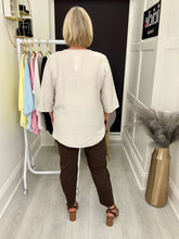 Load image into Gallery viewer, Stella top - 6 colours
