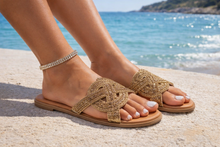 Load image into Gallery viewer, Donna Sandals - Gold
