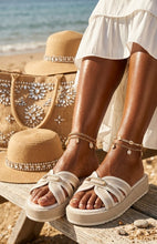 Load image into Gallery viewer, Elena sandals
