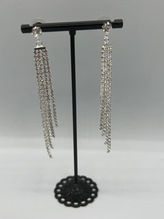 Load image into Gallery viewer, Mariah Earrings
