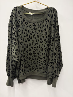Load image into Gallery viewer, Carrie Sweatshirt
