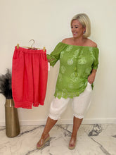 Load image into Gallery viewer, Ruth shorts - 6 colours
