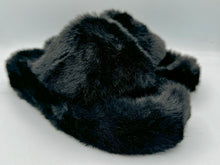 Load image into Gallery viewer, Briony Slippers - black
