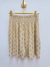 Load image into Gallery viewer, Saskia shorts - 5 colours
