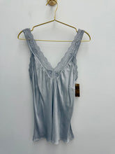 Load image into Gallery viewer, Minnie top - 8 colours
