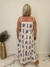 Load image into Gallery viewer, Seashell dress
