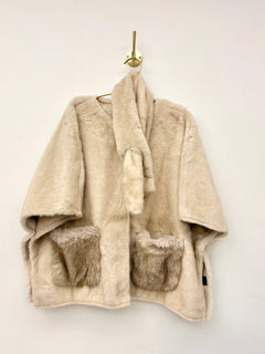 Load image into Gallery viewer, Nancy Cape &amp; Scarf Set
