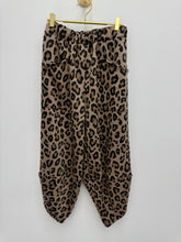 Load image into Gallery viewer, Lydia co-ord - 3 colours
