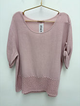 Load image into Gallery viewer, Jackie top - 8 colours
