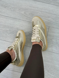 Load image into Gallery viewer, Miami trainers - Gold
