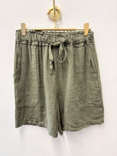 Load image into Gallery viewer, Drew shorts - 11 colours
