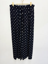 Load image into Gallery viewer, Yvonne trousers - 8 colours
