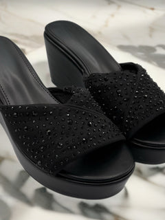 Load image into Gallery viewer, Heidi wedges - Black
