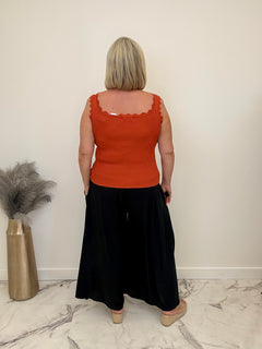 Load image into Gallery viewer, Rachel top - 2 Sizes
