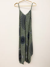 Load image into Gallery viewer, Lauren Dress
