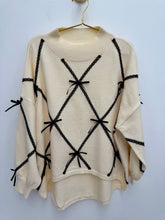 Load image into Gallery viewer, Minnie jumper - 4 colours

