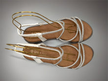 Load image into Gallery viewer, Courtney sandals - silver
