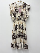 Load image into Gallery viewer, Saskia dress
