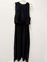 Load image into Gallery viewer, Freya dress
