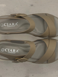 Load image into Gallery viewer, Harmony wedges - beige
