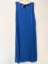 Load image into Gallery viewer, Whitney dress

