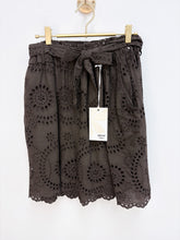 Load image into Gallery viewer, Rebecca shorts - 7 Colours
