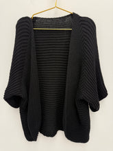 Load image into Gallery viewer, Tricia cardigan - 8 colours
