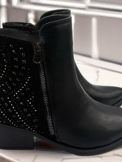 Load image into Gallery viewer, Darcy boots - black
