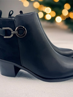 Load image into Gallery viewer, Verity boots
