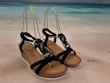Load image into Gallery viewer, Freya wedges - black
