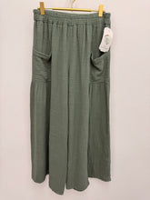 Load image into Gallery viewer, Marissa trousers - 8 colours
