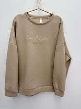 Load image into Gallery viewer, Los Angeles sweatshirt - 4 colours
