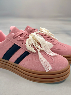 Load image into Gallery viewer, Pearly trainers - Pink
