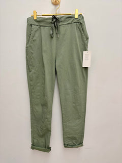 Load image into Gallery viewer, Scarlett magic trousers
