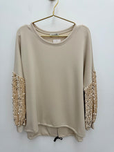 Load image into Gallery viewer, Monica  top - 4 colours
