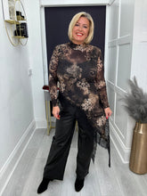 Load image into Gallery viewer, Nadia top - 2 Colours
