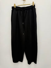 Load image into Gallery viewer, Patsy trousers - 5 colours

