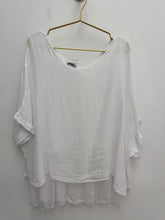 Load image into Gallery viewer, Angie top - 8 colours
