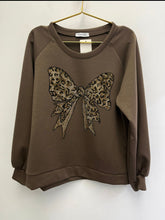 Load image into Gallery viewer, Leila sweatshirt - 5 colours
