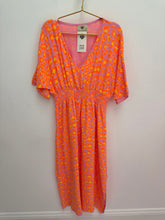 Load image into Gallery viewer, Isla dress - 3 colours
