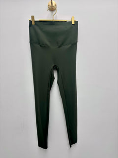 Load image into Gallery viewer, Cara leggings - 3 sizes
