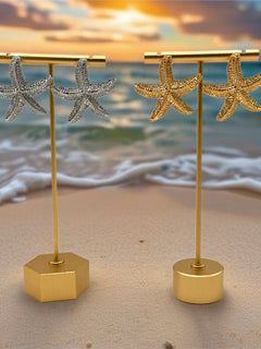 Load image into Gallery viewer, Starfish earrings
