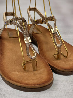 Load image into Gallery viewer, Yasmin sandals - gold
