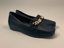 Load image into Gallery viewer, Macey loafers

