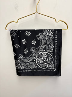 Load image into Gallery viewer, Megan scarf
