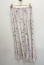 Load image into Gallery viewer, Zeta trousers - 10 colours
