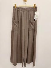 Load image into Gallery viewer, Marissa trousers - 8 colours
