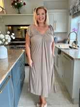 Load image into Gallery viewer, Josie dress - 2 colours
