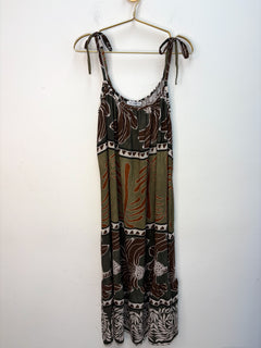 Load image into Gallery viewer, Alesha dress. LAST ONE
